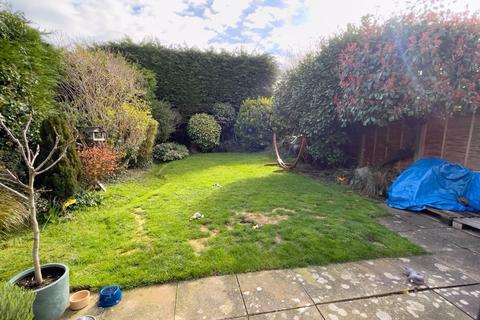 27 Bursledon Close, Bognor Regis, PO22 8HP