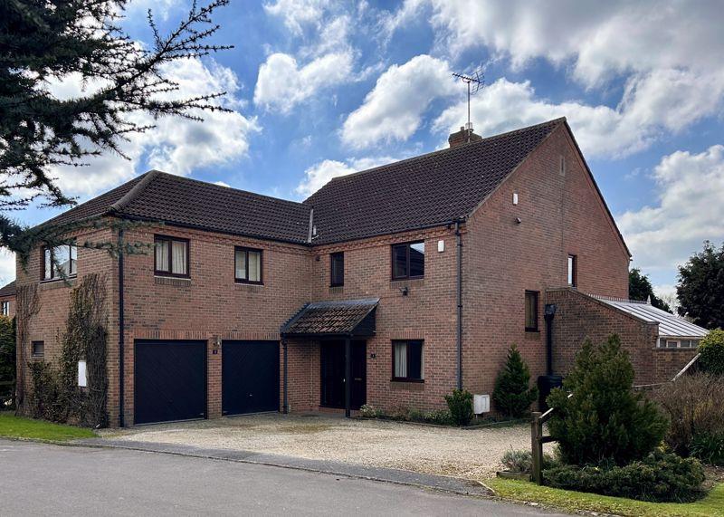 Spencers Close, StanfordintheVale 5 bed detached house for sale £