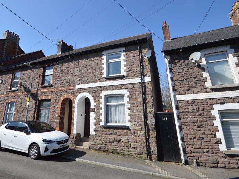 St. Helens Road, Abergavenny 2 bed end of terrace house £179,950