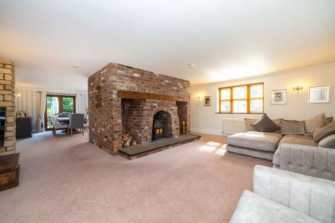 4 bedroom detached house for sale - Maple Lodge, 5 The Nurseries, Rowston