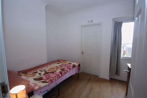 87 Ribblesdale Avenue, Northolt, UB5 4NQ
