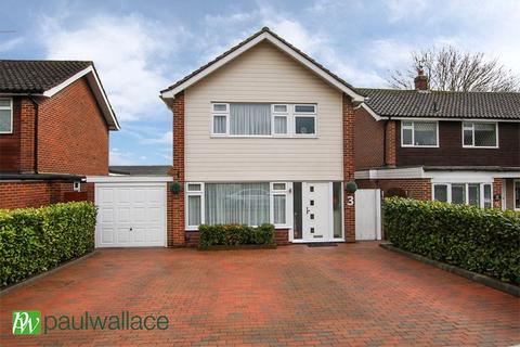 4 bedroom detached house for sale, Priory Close, Broxbourne