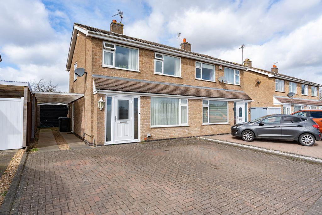 Lonsdale Road, Stamford PE9 2SF 3 bed semidetached house £995 pcm (£230 pw)