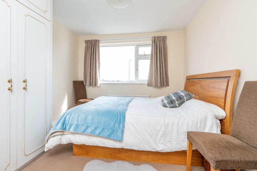 Bedroom 1 (Double)