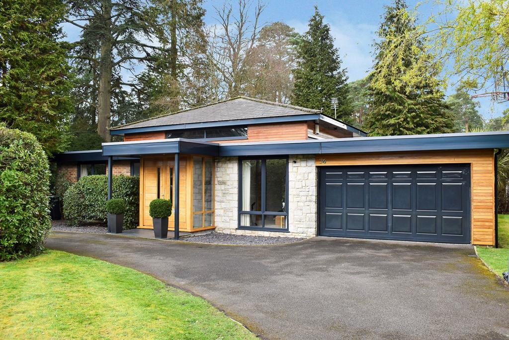 St Ives Wood, St Ives, Ringwood, BH24 3 bed bungalow for sale £850,000