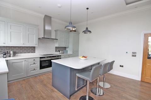 3 bedroom apartment for sale - Kingsfield House, Hadrian Way, Baldock, SG7