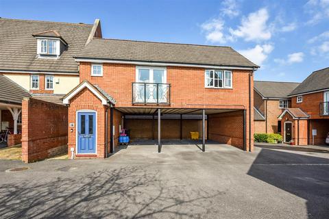 18 Blossom Close, Andover, SP10 3RR