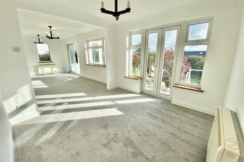 Gerlan Beach Road, Llanbedrog, Pwllheli, LL53 7TN