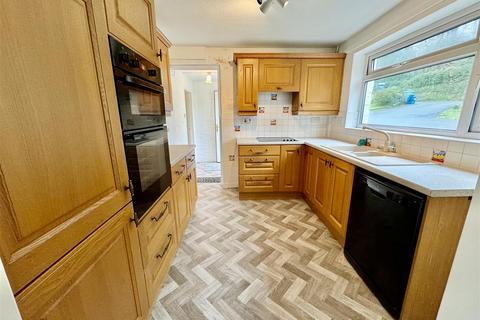Gerlan Beach Road, Llanbedrog, Pwllheli, LL53 7TN