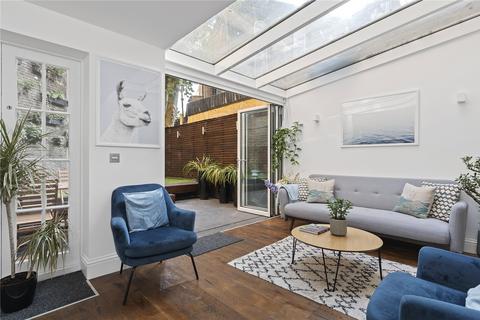 4 bedroom terraced house for sale, London, London WC1X