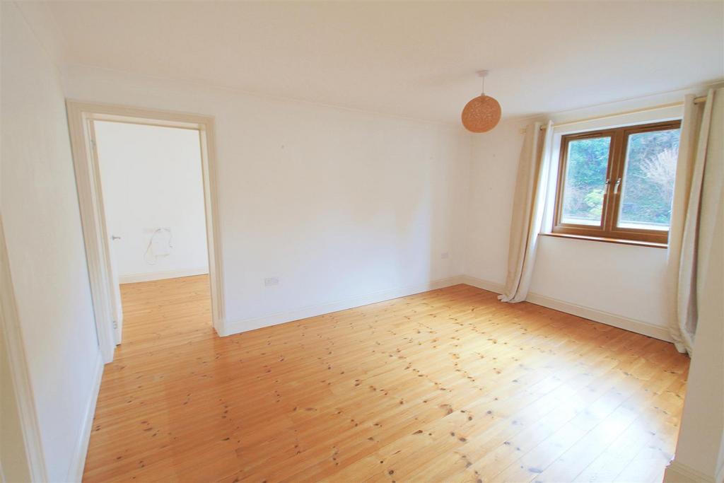 Dining room.jpg