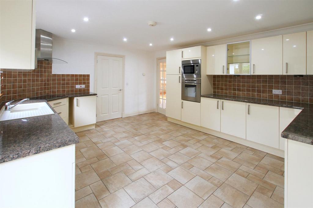 Another view of kitchen.jpg