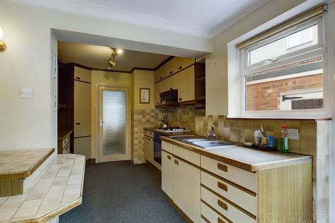 43 The Ruffetts, South Croydon, CR2 7LS