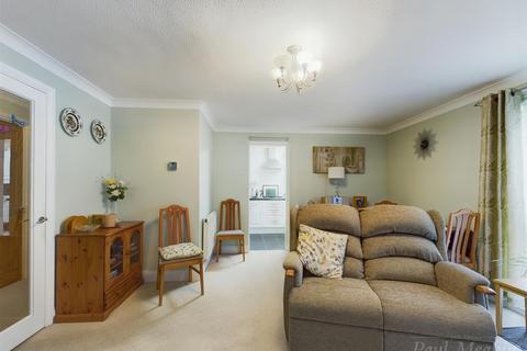 111 Middlefields, Croydon, CR0 9LH