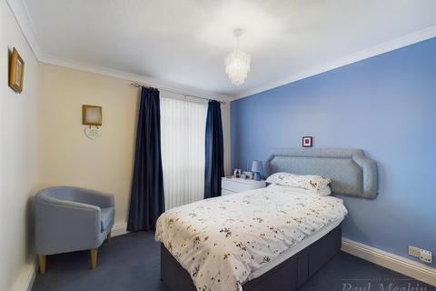 111 Middlefields, Croydon, CR0 9LH