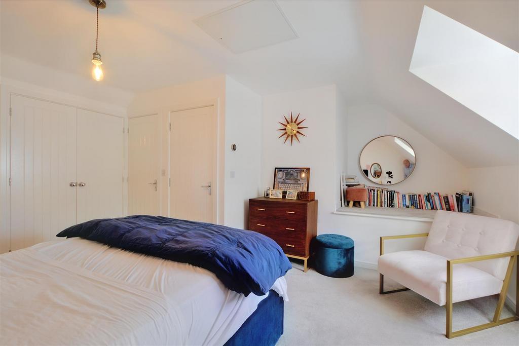 Bedroom 1 1.jpeg
