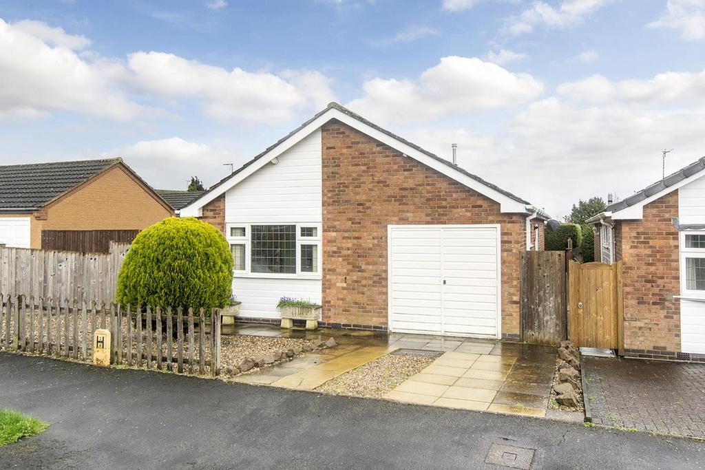 Long Grey, Fleckney, Leicester 2 bed detached bungalow for sale £300,000
