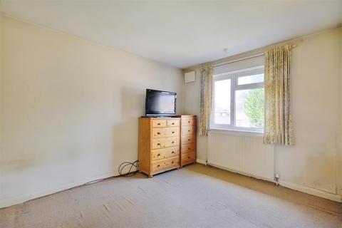 78 Beeston Road, Nottingham, NG7 2JP