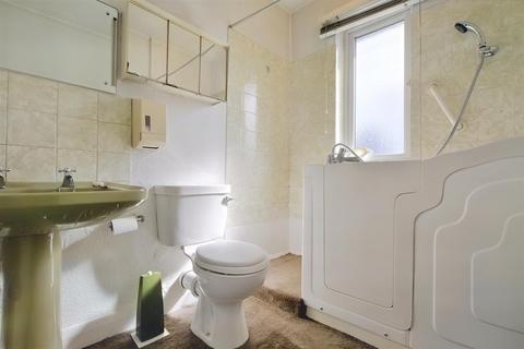 78 Beeston Road, Nottingham, NG7 2JP