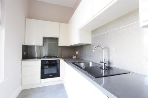 Flat 1, 10 Oak Park, Sheffield, S10 5DE