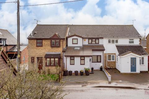 3 bedroom terraced house for sale - Lychgate, Sundon, Luton