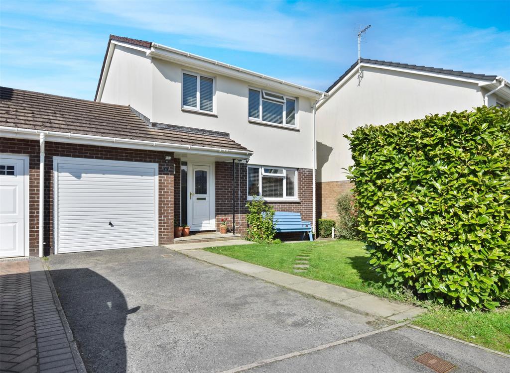 Maer Top Way, Barnstaple, Devon, EX31 3 bed link detached house for