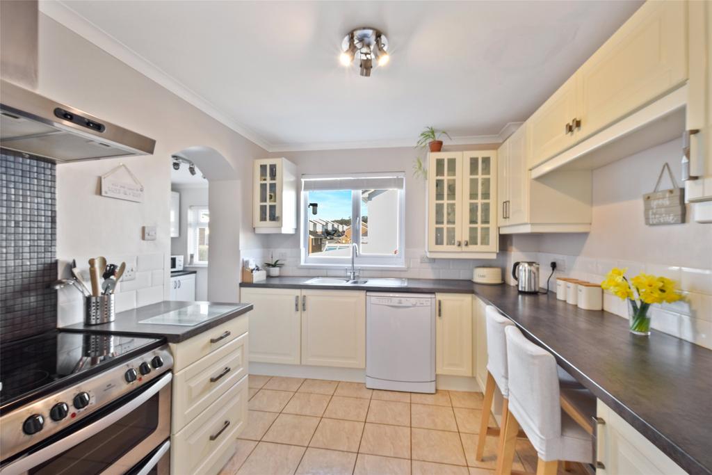 Maer Top Way, Barnstaple, Devon, EX31 3 bed link detached house for