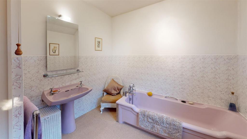 Rose-Cottage-Bathroom.jpg