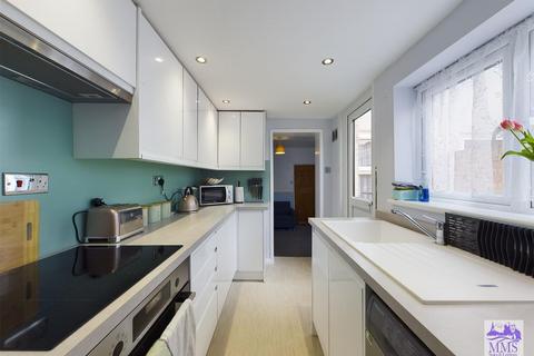 5 Montfort Road, Rochester, ME2 3ET