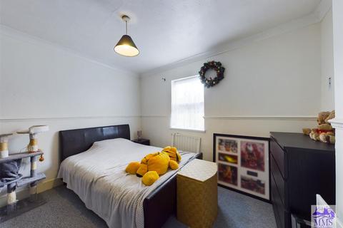 5 Montfort Road, Rochester, ME2 3ET