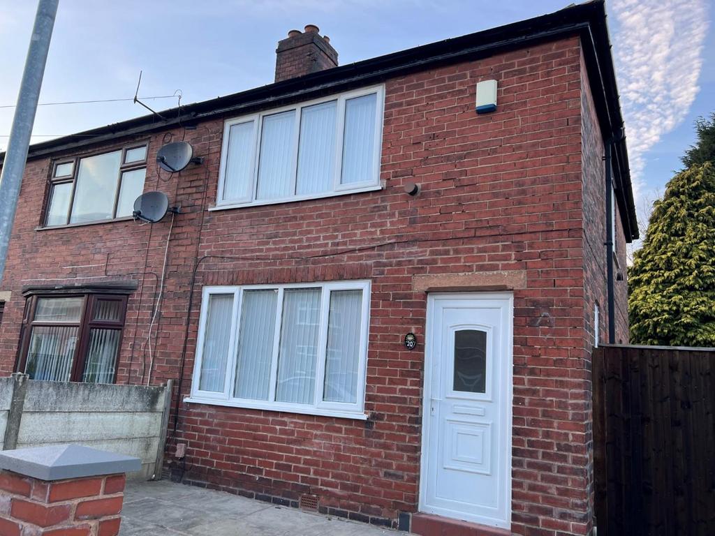 Edna Road, Leigh, WN7 5ES 3 bed semidetached house £125,000
