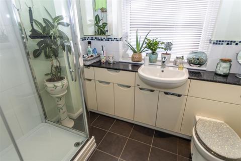 43 Eversley Avenue, Bexleyheath, DA7 6RD