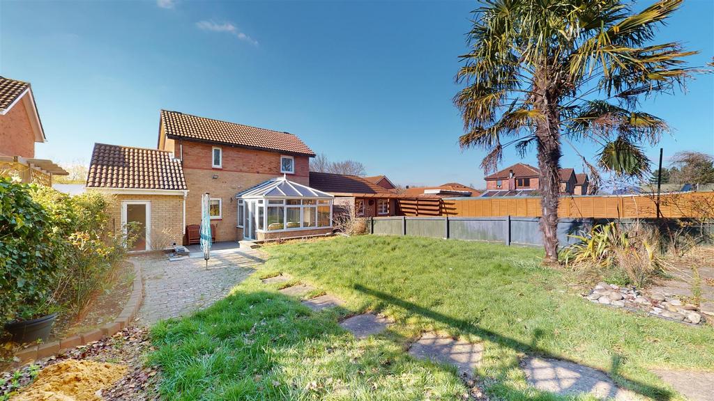 Bottesford Close, Emerson Valley, Milton Keynes 3 bed semidetached