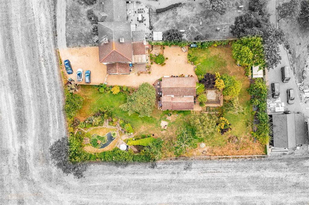 Kitchener road, North Fambridge 3 bed house for sale £775,000