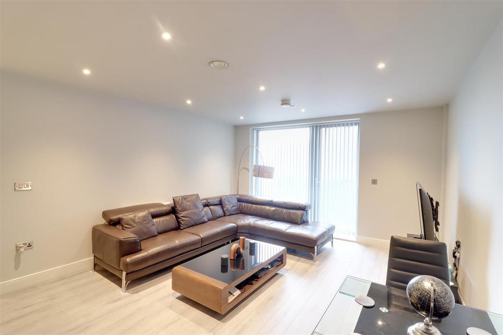 Lounge 1.2.jpg