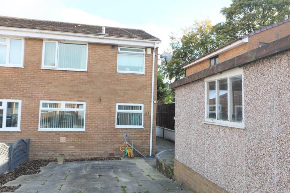 Foxcroft Drive 3 bed semidetached house for sale £204,950