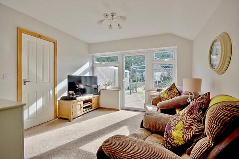 185 Bromwich Road, Worcester, WR2 4AU