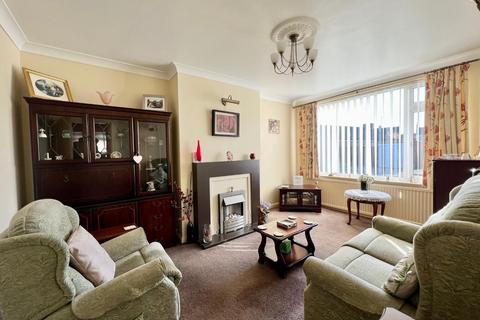 65 Lockwood Close, Northampton, NN2 7SS