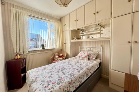 65 Lockwood Close, Northampton, NN2 7SS