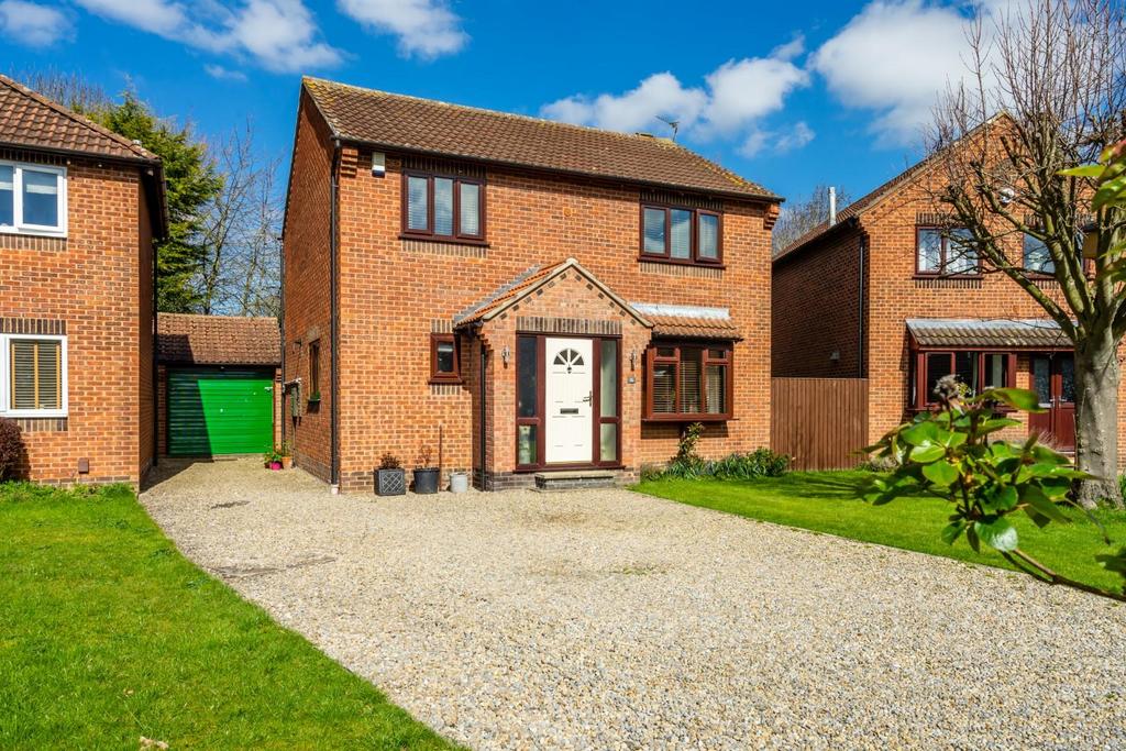 Ashbourne Way, Woodthorpe, York 4 bed detached house £425,000