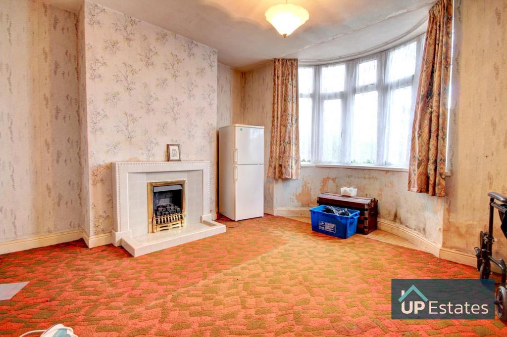 Clifford Bridge Road, Binley, Coventry 3 bed semidetached house £225,000