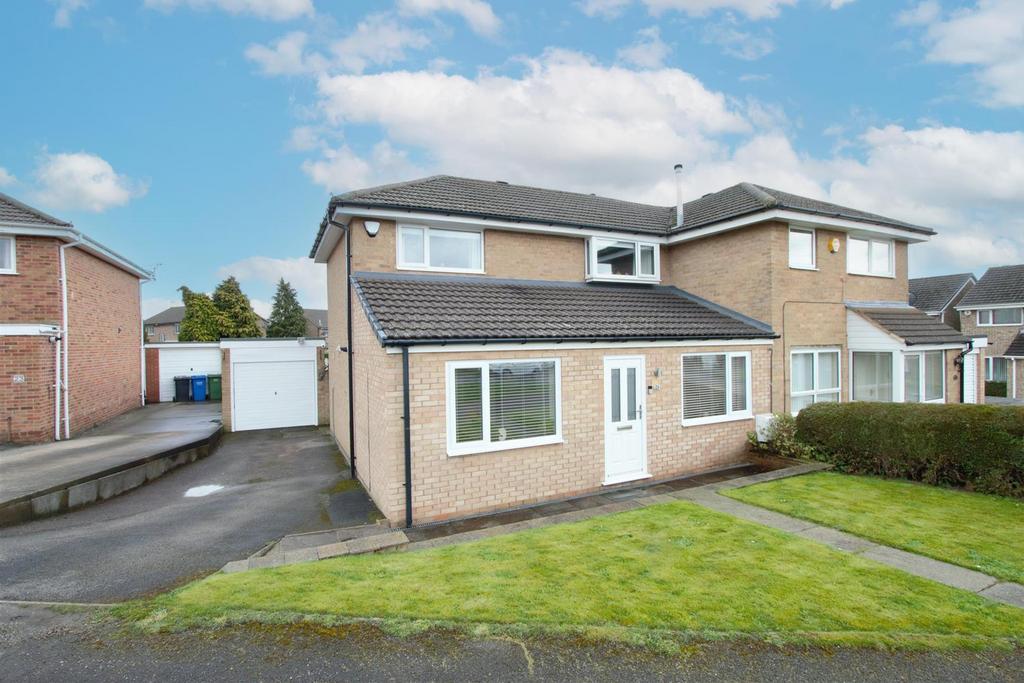 Elkstone Road, Chesterfield 3 bed semidetached house £249,950