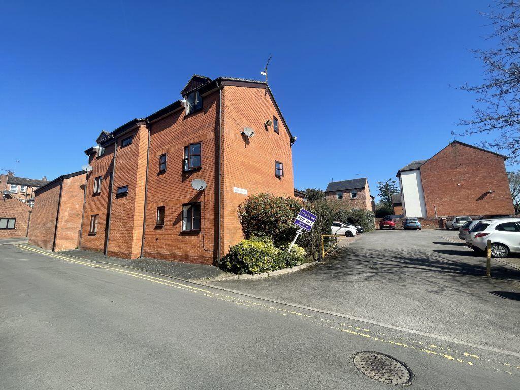 Craven Court, Southam 1 bed flat £675 pcm (£156 pw)