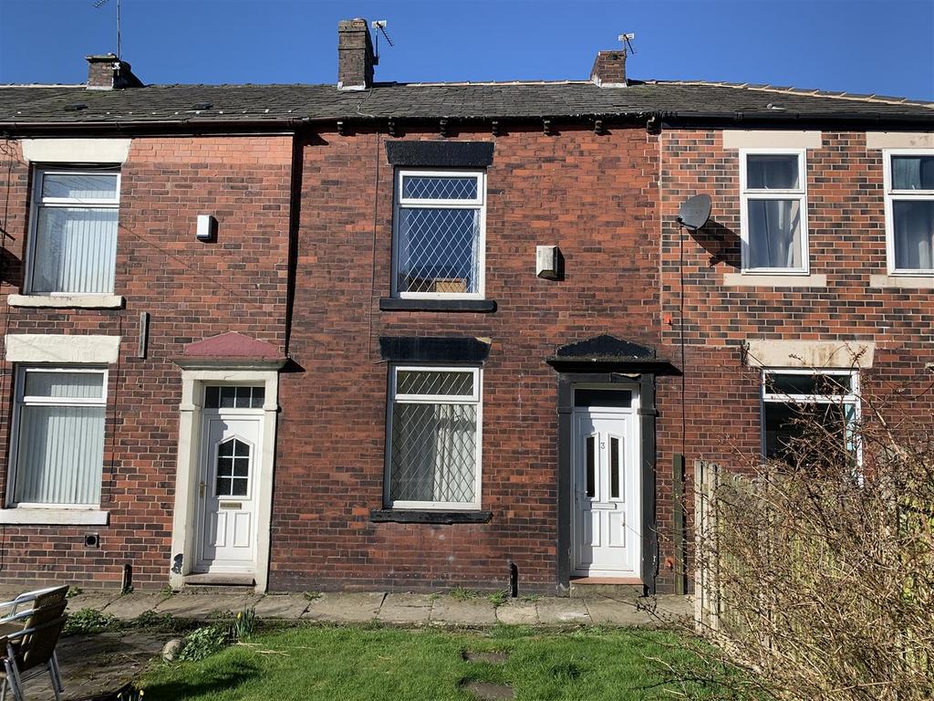 Phoenix Street, Springhead, Oldham 2 bed terraced house for sale £135,000