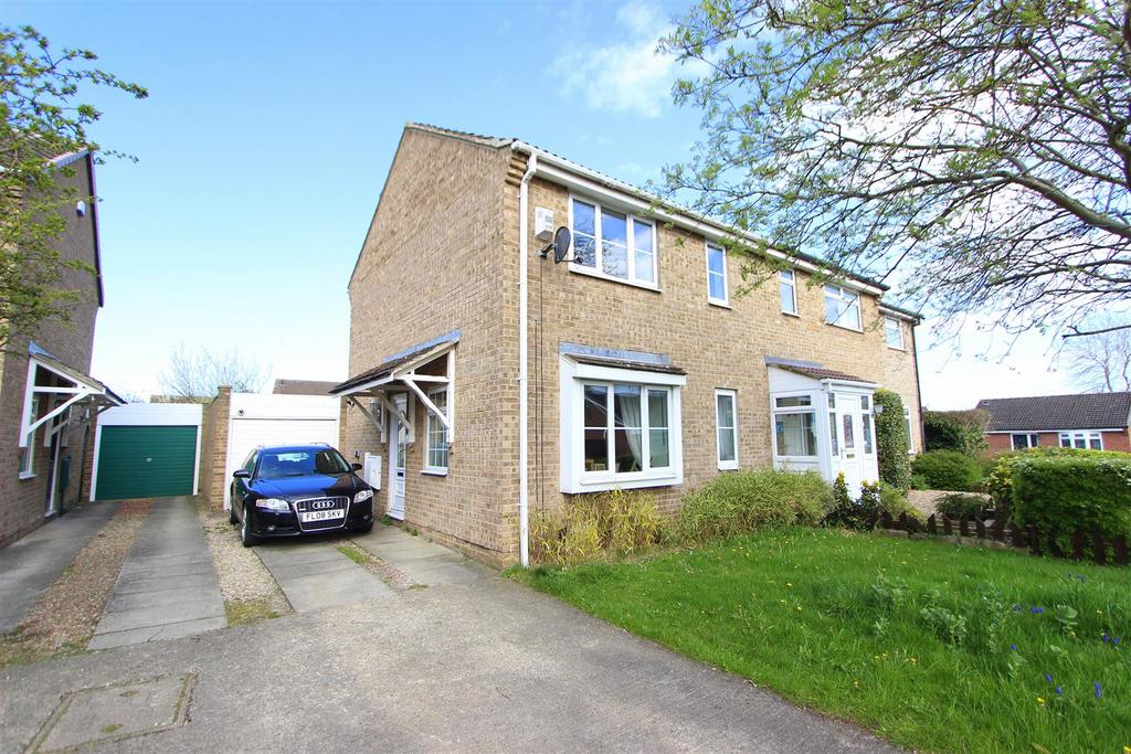 Winchester Way, Darlington 3 bed semidetached house for sale £150,000