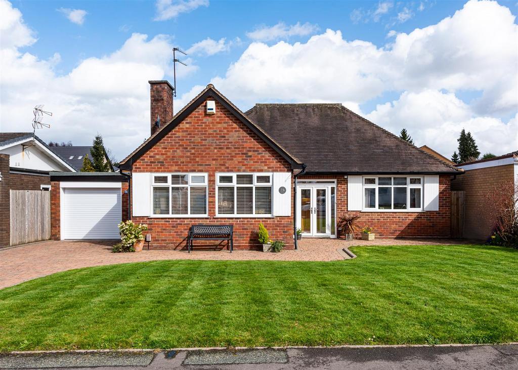 36 Cranmere Avenue, Tettenhall 3 bed detached bungalow for sale - £445,000