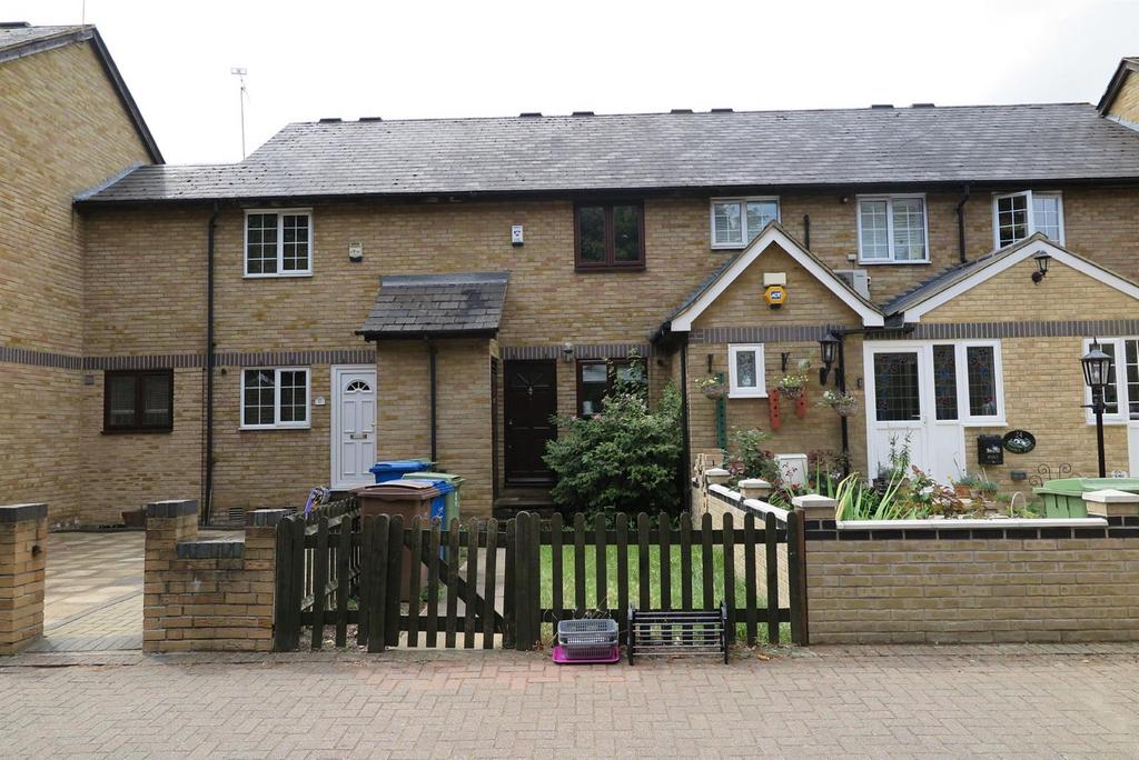 Timber Pond Road, Canada Water 2 bed terraced house £2,100 pcm (£485 pw)