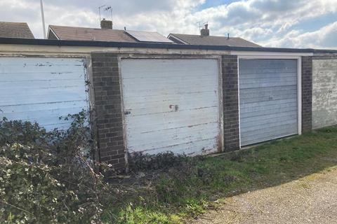 1 bedroom garage for sale, Newtimber Avenue, Goring-By-Sea