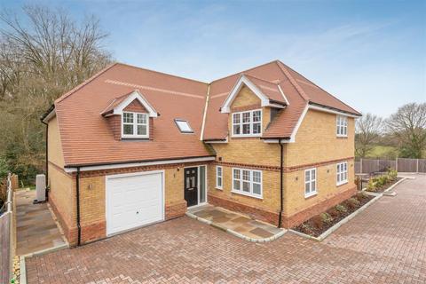 5 bedroom detached house for sale, Mushroom Castle, Winkfield Row