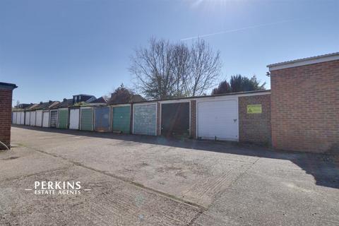 24 Stickleton Close, Greenford, UB6 9RQ